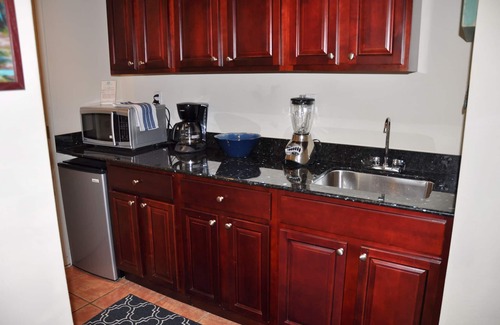 Estate Enighed Condo | Grande Bay Resort - Indigo Blue Luxury Studio Beachfront!