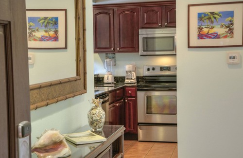 Estate Enighed Condo | Grande Bay SURFSIDE 1 BR, Beachfront, WIFI, Great Views!