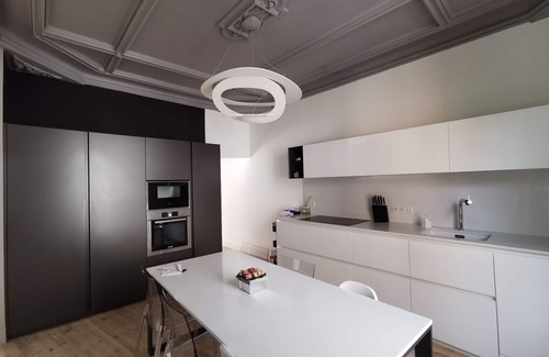 Cœur de Ville House | Grande Maison Standing Centre de Vichy - 10 pers