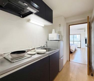 Hiroshima City Centre Apartment | Grandeur - Bright Riverside Studio Walk to Peace Park