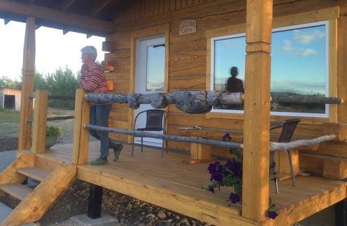 Whitehorse Cabin | Grandma & Grandpa Aurora Viewing Cabin