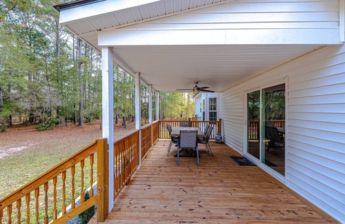 Burgaw House | Grandma's Farm on 6 acres with Barn and River Access