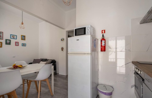 Nazare Apartment | Grandmas House - Beachside Getaway