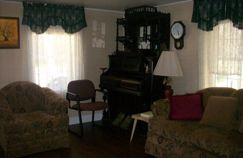 Franklin Other | GRANDMAS VACATION HOME ON REEDS CREEK, WV No WiFi or cell service. No hottub!
