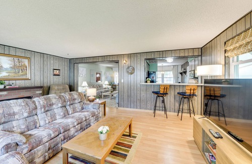 Pinellas Park House | 'Grandpa Dave’s Vintage Getaway' in Pinellas Park!