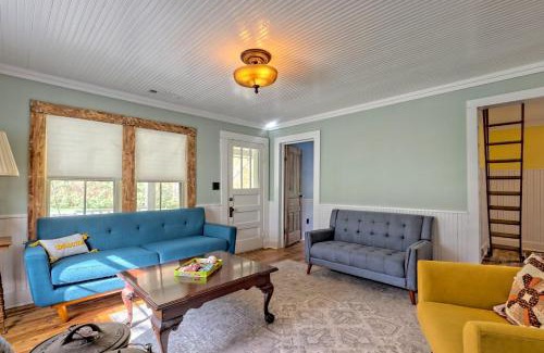 Bryson City House | Grannys Cabin Restored 1915 Fireplace & Clawfoot Tub near Smoky Mountains