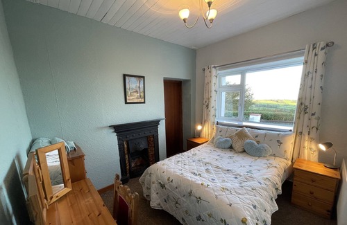 Inishowen Cottage | GRANNYS COTTAGE, pet friendly in Quigley's Point, County Donegal