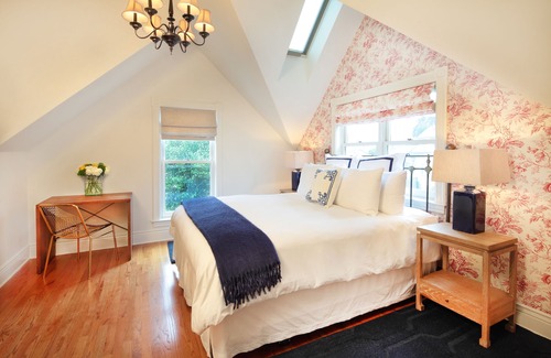 Healdsburg Bed & Breakfast | Grape Leaf Inn