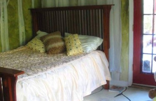Hornby Island House | Grassy Point Getawaynn