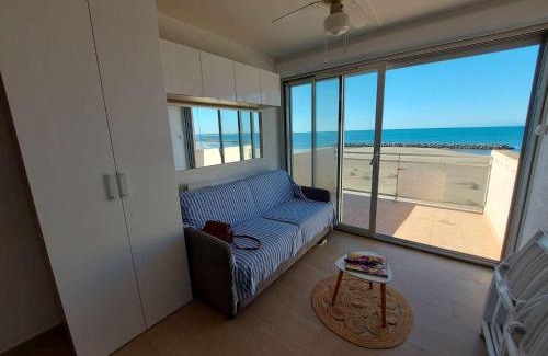 Le Grau-dʼAgde Apartment | Grau d'Agde : Studio cabine avec terrasse, parking privé, vue mer - FR-1-423-270