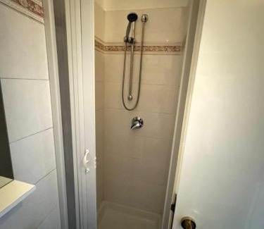 Frosinone Apartment | Grazioso&Collegatissimo con terrazzo Casello Autostradale Frosinone
