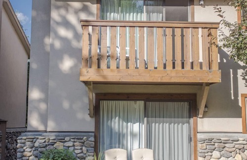 Ketchum Condo | Great 1(plus) bedroom downstairs condo. This is the best location in Ketchum!