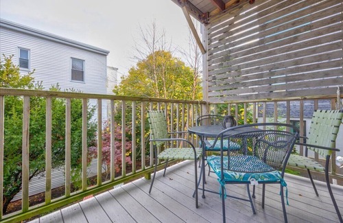 Munjoy Hill Apartment | Great 2 bedroom apartment on Munjoy Hill! Private backyard - walk everywhere!