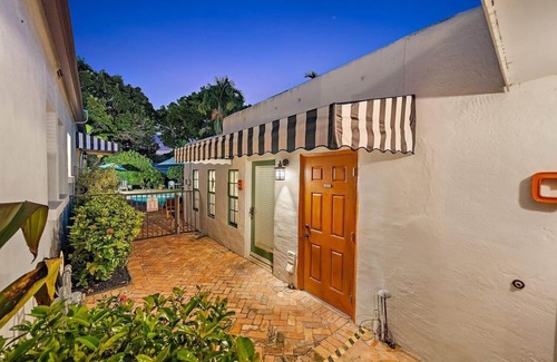 Old Northwood Historic District Apartment | Great Amenities, Great Location, Amazing Studio!
