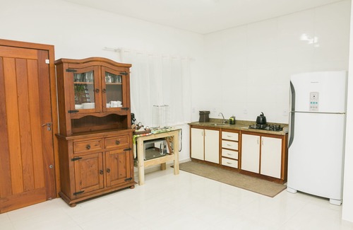 Guarda do Embau House | Great and quiet house in Guarda do embaú with AR