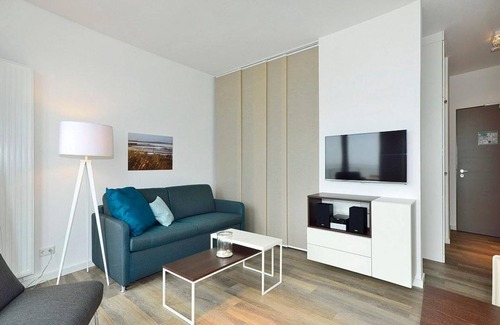 Wangerooge Apartment | Great apartment on the beach with direct sea view, balcony and sauna in the house! -