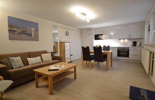 Groemitz Apartment | Great apartment with terrace for max. 4 people near the beach and harbor