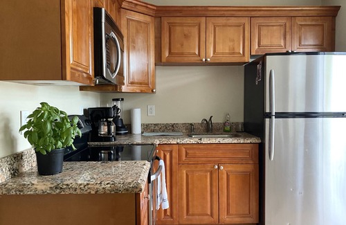 East Ocean Ave Apartment | Great Apt Steps From Lagoon And 5min To Beach