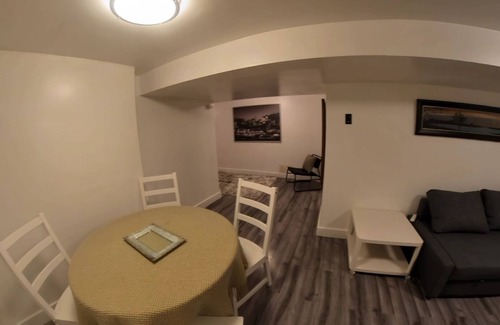 Mission District Apartment | Great basement suite in the Heart of Mission