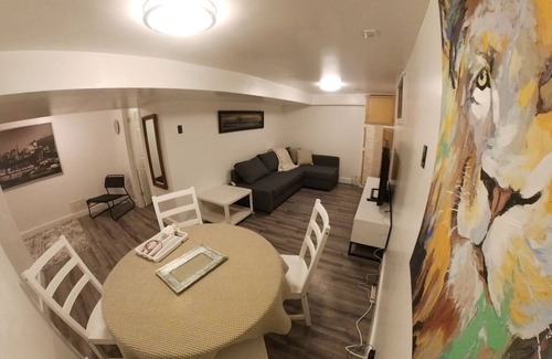 Mission District Apartment | Great basement suite in the Heart of Mission