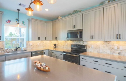 Isla Del Sol House | Great bay views and a Private Pool in Isla Del Sol!