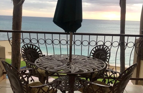 San Jose del Cabo Condo | Great Beachfront one bedroom condo, beautiful view, Mexico San Jose del Cabo.n