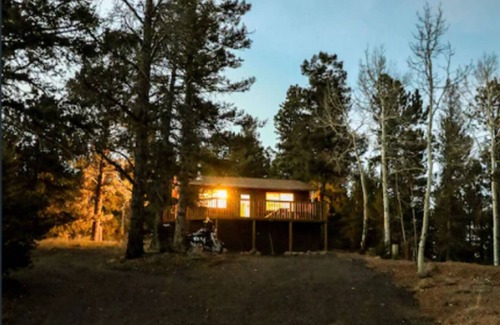 Rainbow Valley Cabin | Great Cabin in Divide, CO Near Cripple Creek and Colorado Springs CO