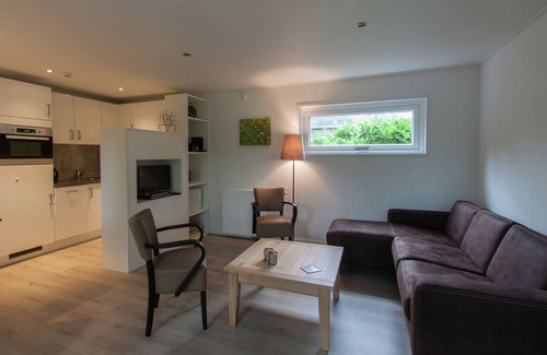 De Bult House | Great chalet with dishwasher, surrounded by forest