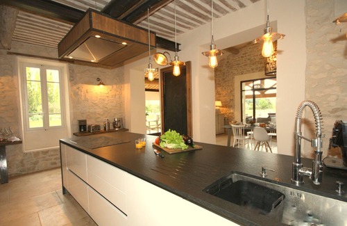 L'Isle-sur-la-Sorgue Other | Great charming holiday home on 6 ha in Isle sur la Sorgue.