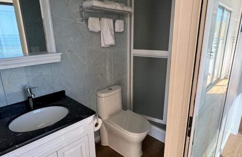 Marsh Harbour Hotel | Great Cistern Beach Village