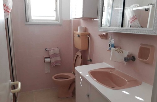 Kadima Apartment | Great clean family apartment 5 min. walk from the beach and seaside promenade