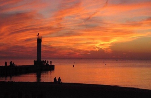 Grand Bend House | Great comfortable 1 bedroom cottage with loft for rent in Grand Bend