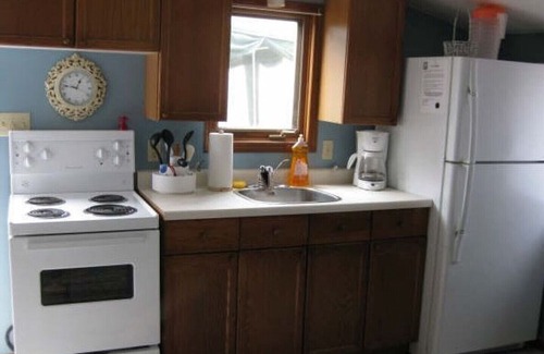 Grand Bend House | Great comfortable 1 bedroom cottage with loft for rent in Grand Bend