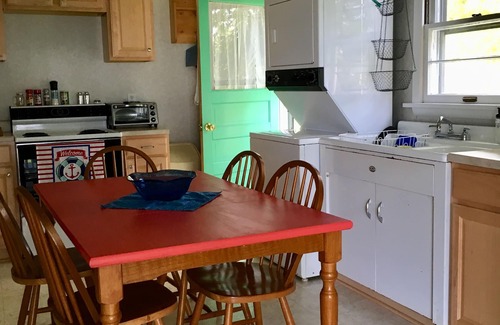 Frontenac Cottage | Great cottage with open water views of shipping channel!