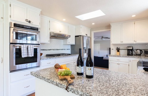 Sebastopol House | Great country property close to town and wineries in Sebastopol