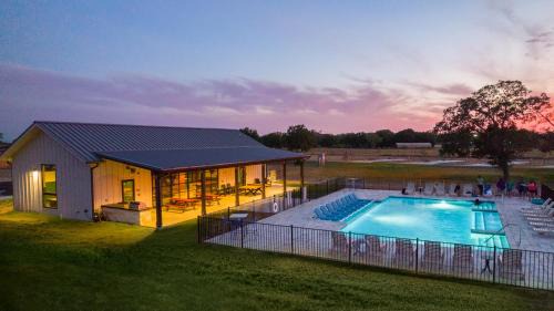 Bryan Other | Great Escapes RV Resort Bryan College Station