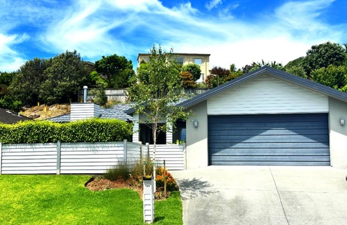 Bethlehem House | Great Family Home - Centrally Located to Key Attractions!