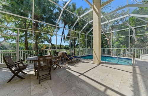 Key Largo House | Great Family Home With Pool And Golf Course And Lake Views