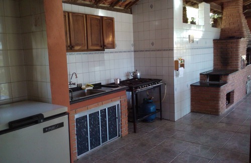 Aluminio House | Great farm close to São Paulo for your leisure safe and cozy place