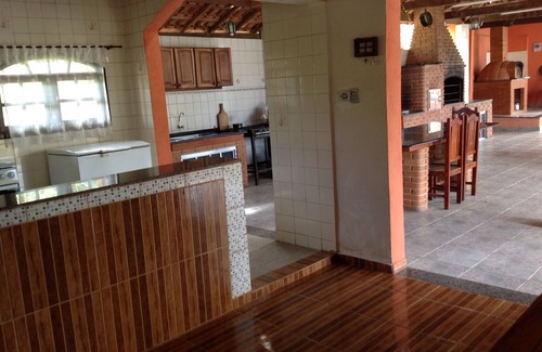 Aluminio House | Great farm close to São Paulo for your leisure safe and cozy place