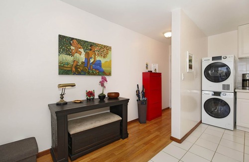 Waikiki Condo | Great for Families! Partial Ocean/Canal/Diamond Head Views! Pool, Wi-Fi, Prkg