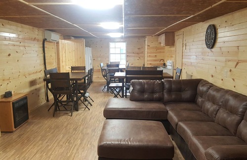Toler House | Great for large groups or 1 or 2