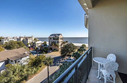 Saint Simons Island Condo | Great for Small families. Oceanfront Condominium Community.Oceanfront Pool!