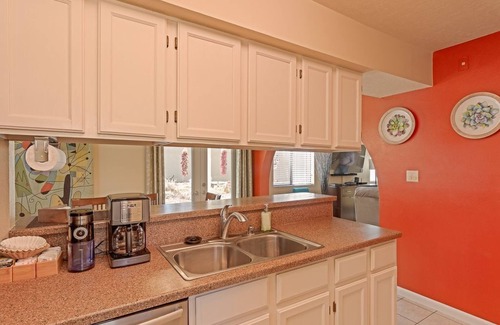 Oso Grande House | Great hiking trails. Minutes from great restaurants. Private outdoor space!