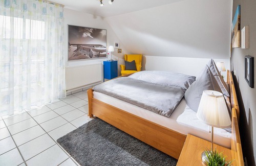 Werdum Apartment | Great holidays guaranteed! Family friendly, directly at the pet park Werdum