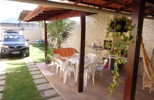 Praia do Morro House | GREAT HOUSE DUPLEX, SLEEPS UP TO 15 PEOPLE ONLY 800 METERS FROM THE BEACH.