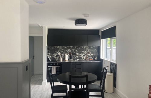 County Cork House | Great location within easy reach of beach, Cork City, FOTA Wildlife Park