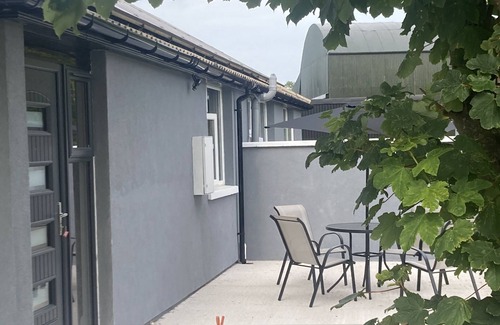 County Cork House | Great location within easy reach of beach, Cork City, FOTA Wildlife Park