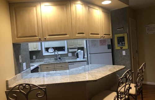 Cherry Grove Beach Condo | Great Loc. 2BR 2Bath 2nd Floor Condo Quiet area of NMyrtle. 3 min walk to ocean.