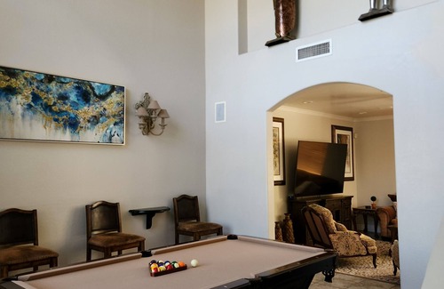 Chandler House | Great location, 6BR/4BA, heated pool/hot tub.